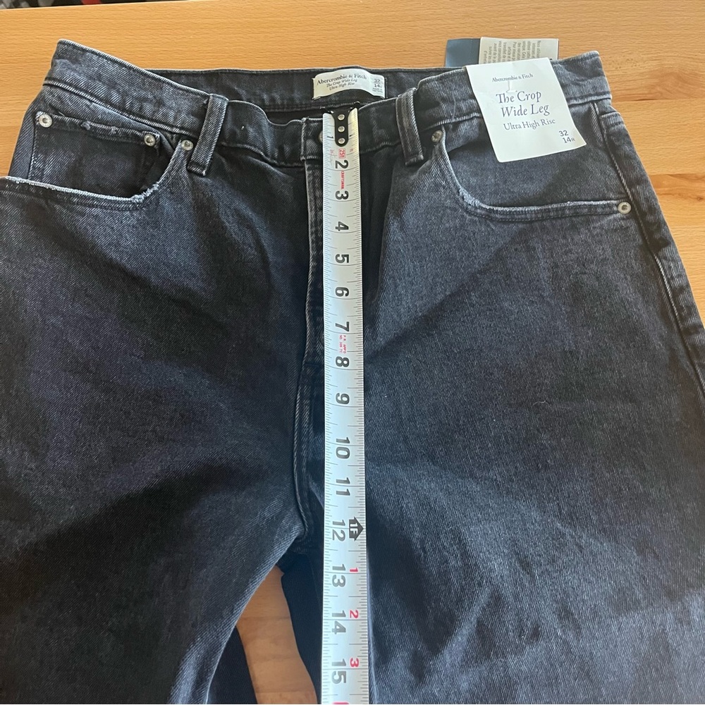 Abercrombie & Fitch Crop Wide Leg Ultra High Rise Jeans Black 32/14R - Picture 6 of 9